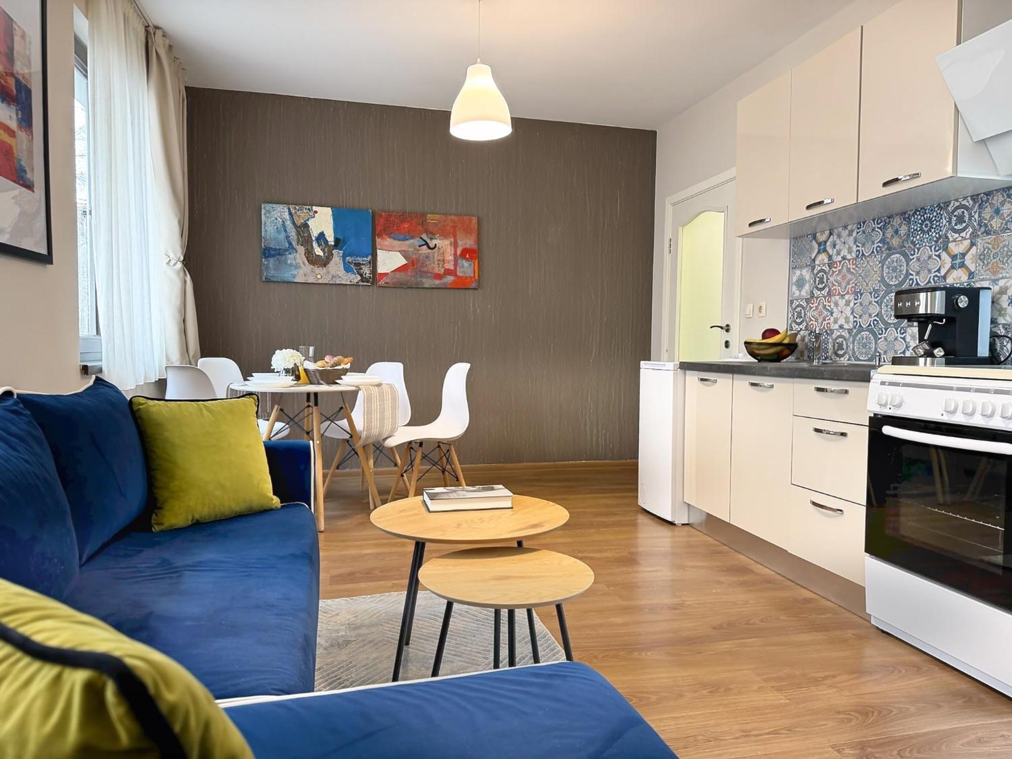 Top Centre Plovdiv Apt. With Parking For 4 Guests Экстерьер фото