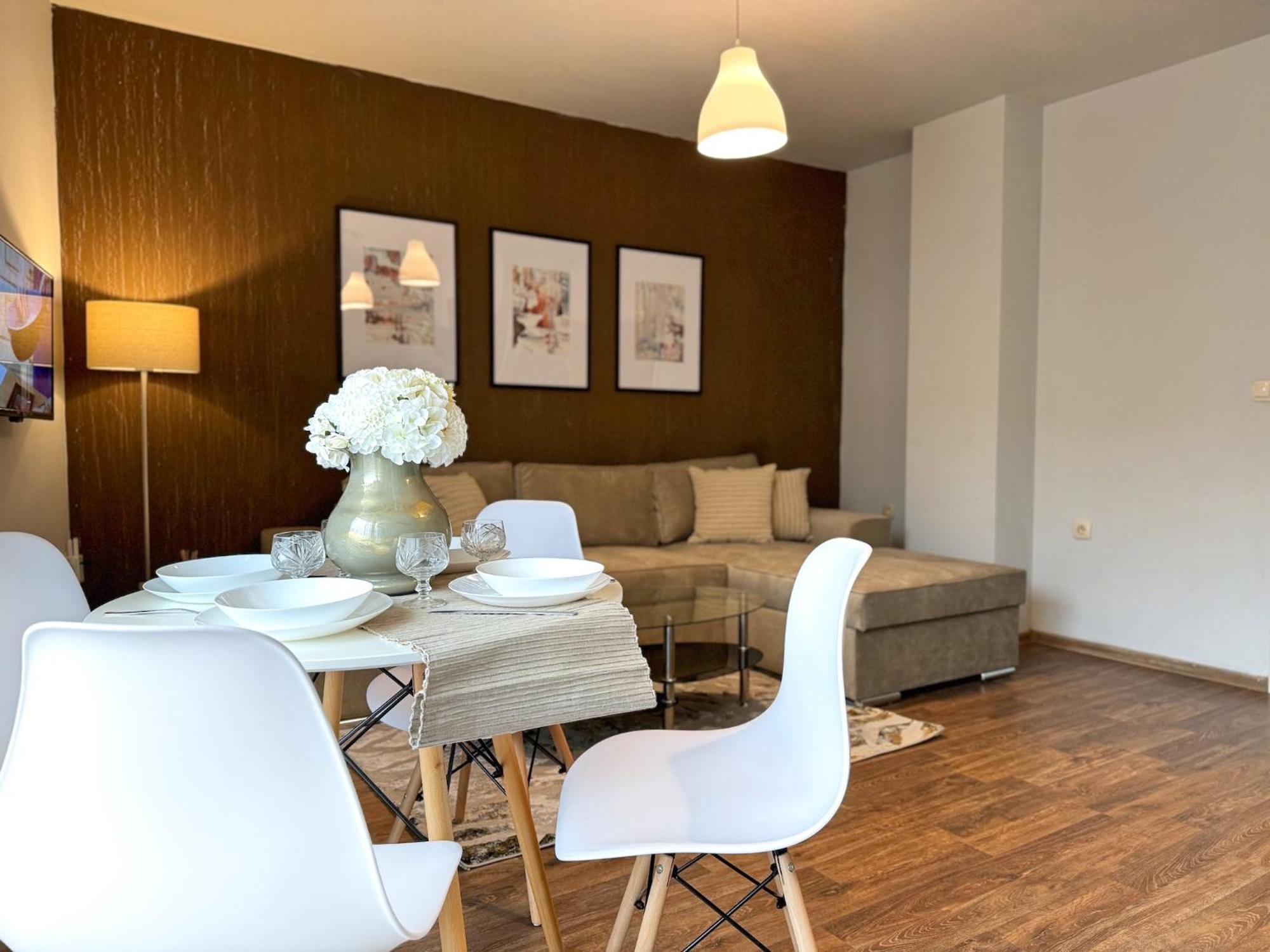 Top Centre Plovdiv Apt. With Parking For 4 Guests Экстерьер фото